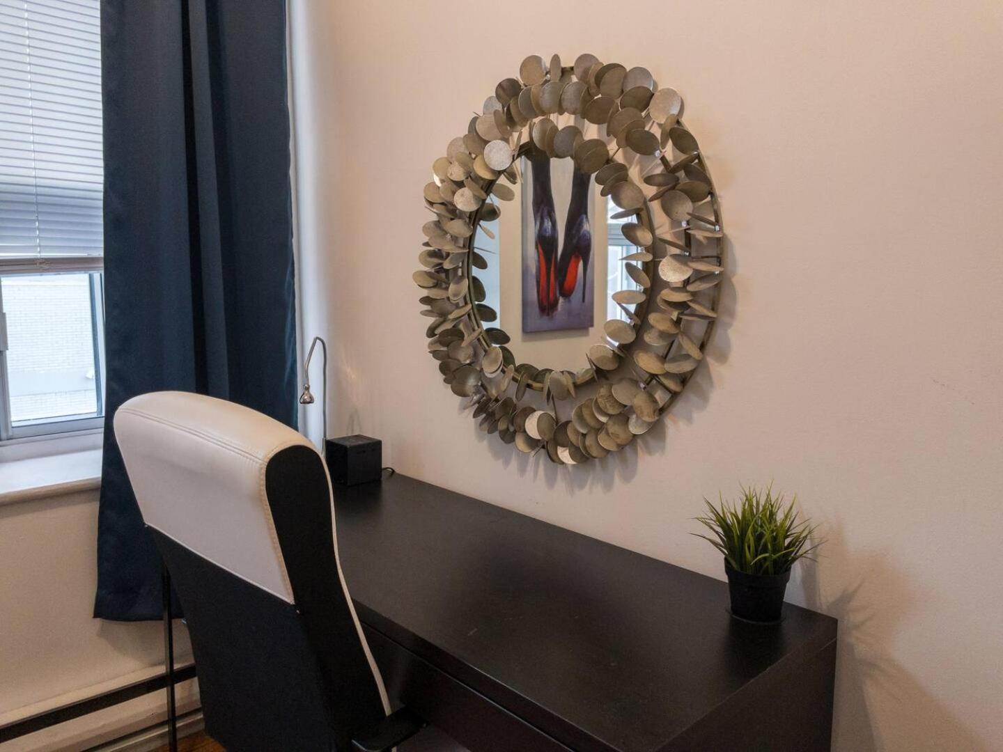 Perfect For Groups Big Livingroom 2 Backyard 3Br Montreal Exteriér fotografie